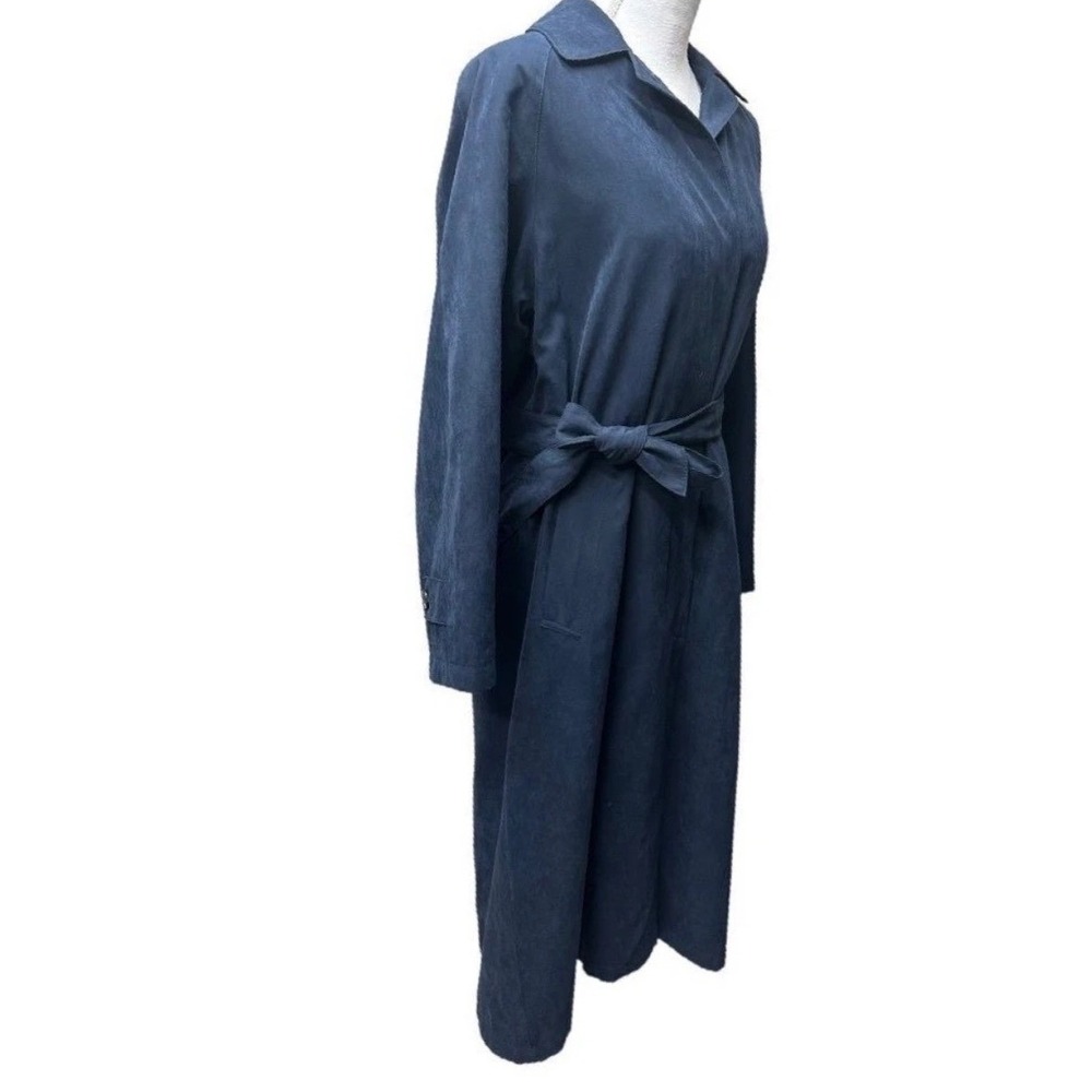 London Fog Navy Trench Coat With Zip Out Lining and Concealed Buttons Size M Pet - Picture 4 of 12